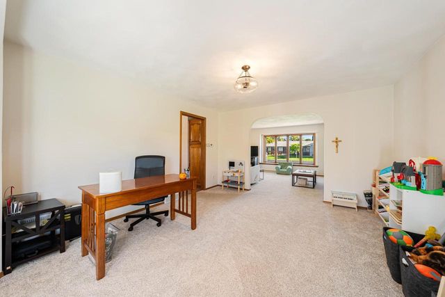 2543 W SUNNYVIEW CIRCLE, Appleton, WI 54914