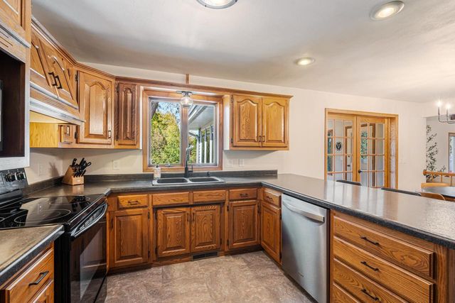 2543 W SUNNYVIEW CIRCLE, Appleton, WI 54914
