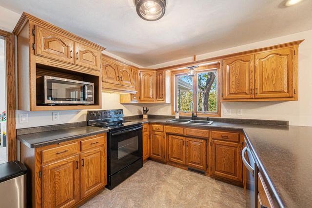 2543 W SUNNYVIEW CIRCLE, Appleton, WI 54914