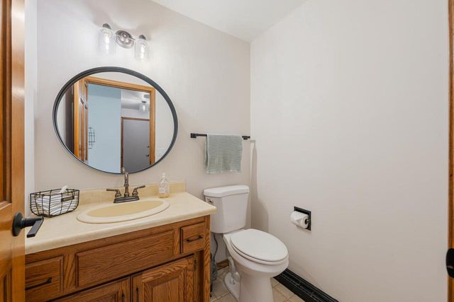2543 W SUNNYVIEW CIRCLE, Appleton, WI 54914