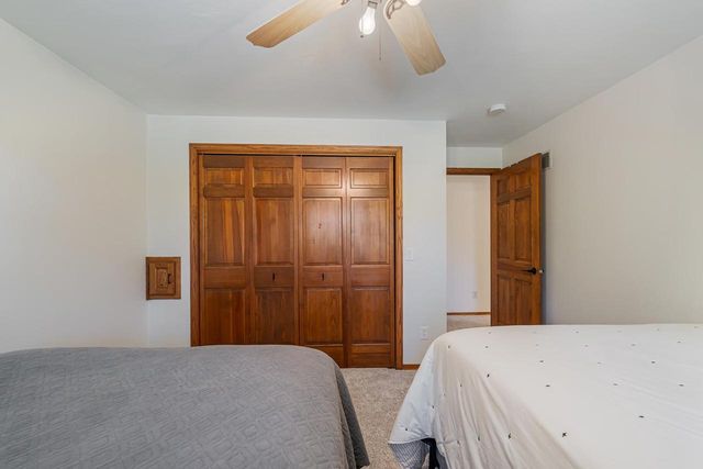2543 W SUNNYVIEW CIRCLE, Appleton, WI 54914