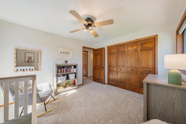 2543 W SUNNYVIEW CIRCLE, Appleton, WI 54914