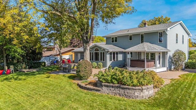 2543 W SUNNYVIEW CIRCLE, Appleton, WI 54914