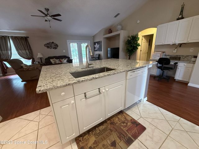585 Bella Vista Drive, Titusville, FL 32780