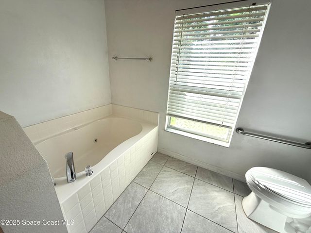 585 Bella Vista Drive, Titusville, FL 32780