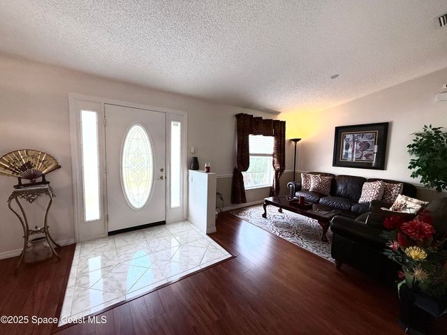 585 Bella Vista Drive, Titusville, FL 32780