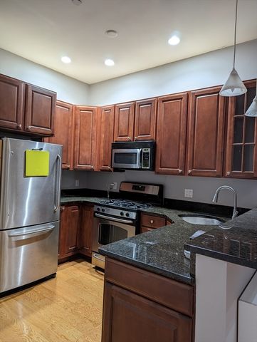 655 East Second 209, Boston, MA 02127