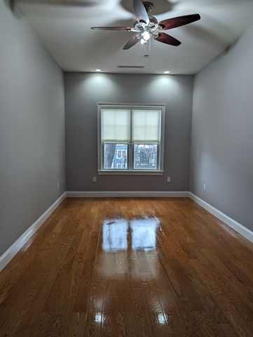 655 East Second 209, Boston, MA 02127
