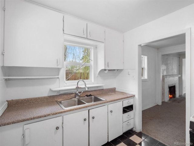 2510 Brentwood St, Lakewood, CO 80214