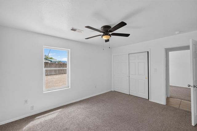 10 Nehemiah Place, Los Lunas, NM 87031