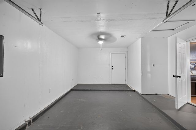 10 Nehemiah Place, Los Lunas, NM 87031