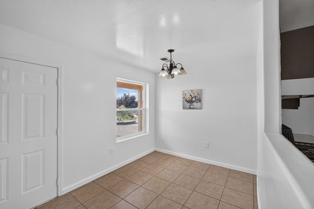 10 Nehemiah Place, Los Lunas, NM 87031