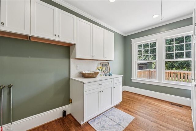 213 Westover Terrace, Greensboro, NC 27403