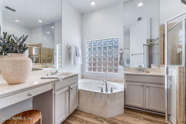9478 BEMBRIDGE MILL Drive, Jacksonville, FL 32244