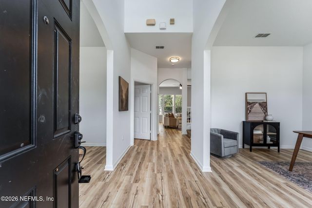 9478 BEMBRIDGE MILL Drive, Jacksonville, FL 32244