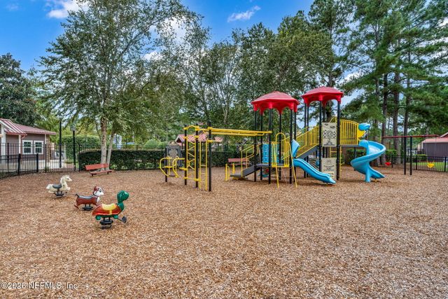 9478 BEMBRIDGE MILL Drive, Jacksonville, FL 32244