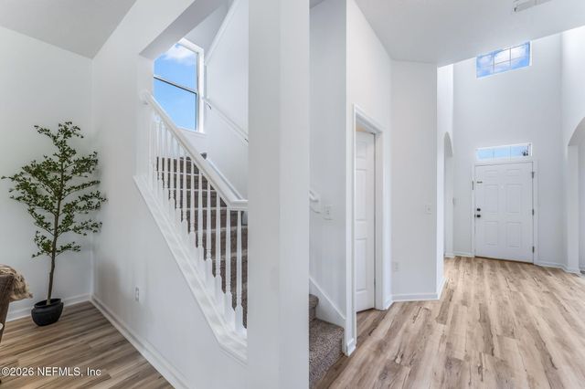 9478 BEMBRIDGE MILL Drive, Jacksonville, FL 32244