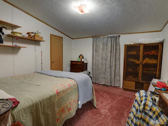 19613 State Highway Y, Lewistown, MO 63452