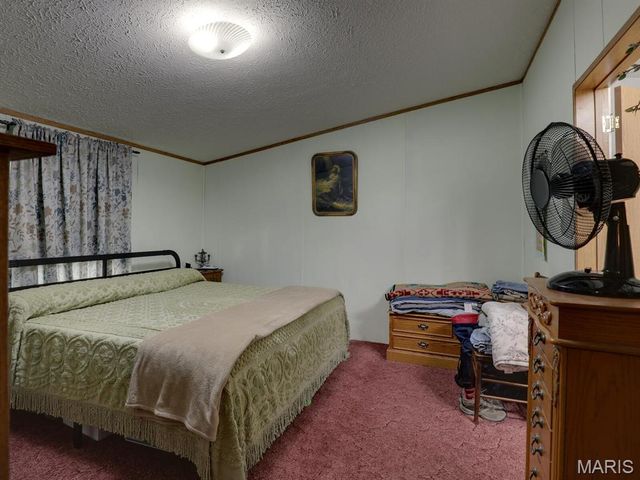 19613 State Highway Y, Lewistown, MO 63452