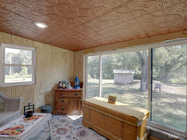 19613 State Highway Y, Lewistown, MO 63452