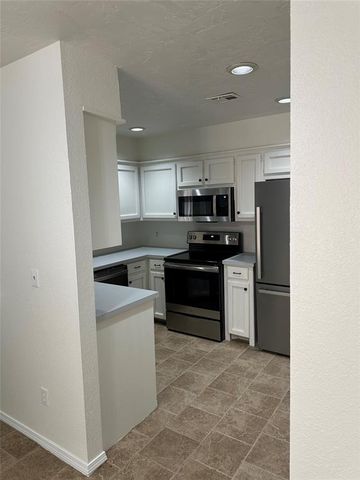 703 Small Oaks, Oklahoma City, OK 73110