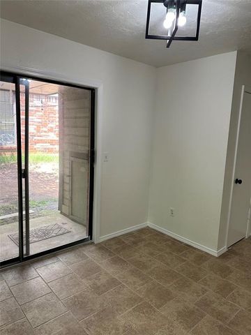 703 Small Oaks, Oklahoma City, OK 73110