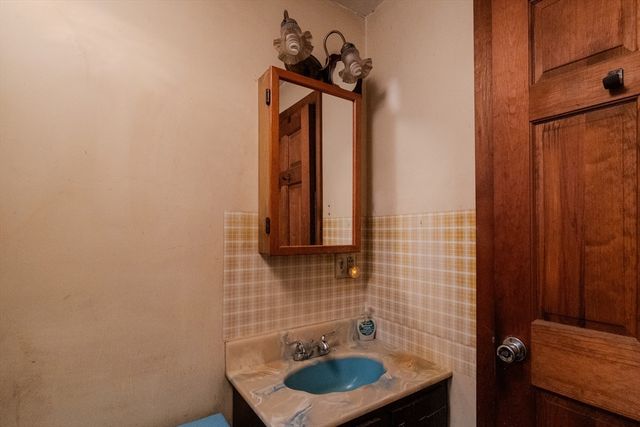 9 Berwick St., Braintree, MA 02184