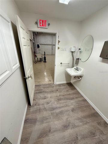 121 E MCKENZIE STREET, Punta Gorda, FL 33950