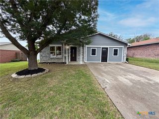 203 W Hogan Drive, Copperas Cove, TX 76522
