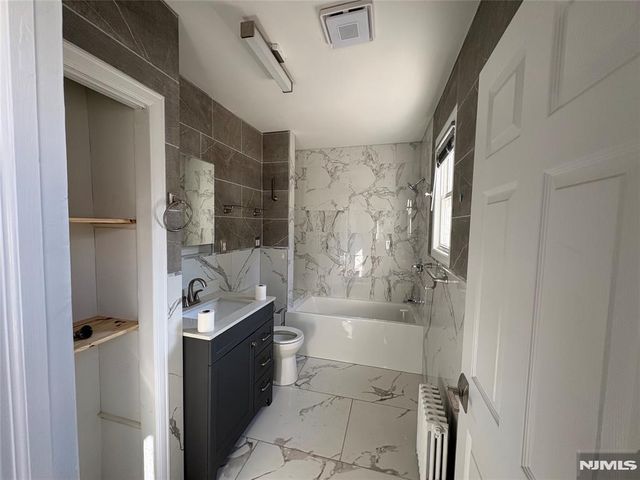 282 Harding Avenue 1st floor, Teaneck, NJ 07666