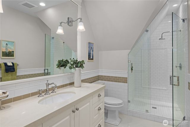27126 SE Grand Ridge Drive, Issaquah, WA 98029