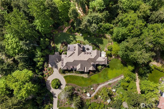 27126 SE Grand Ridge Drive, Issaquah, WA 98029