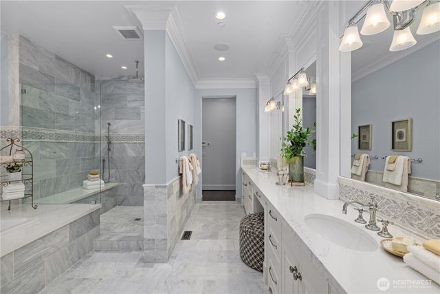 27126 SE Grand Ridge Drive, Issaquah, WA 98029