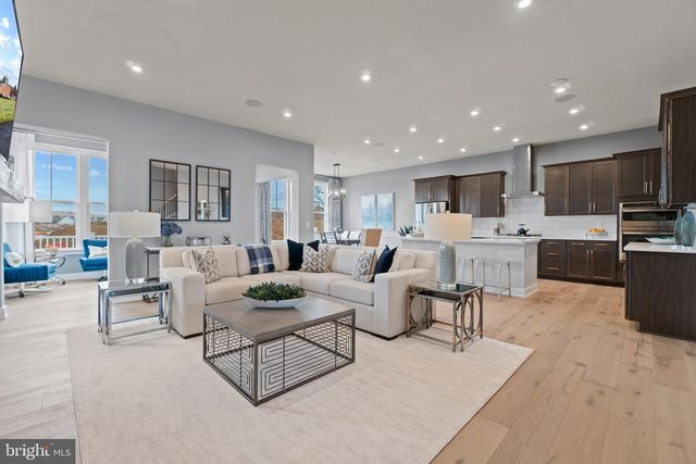 2928 BLUE SKIES LN, Upper Marlboro, MD 20774