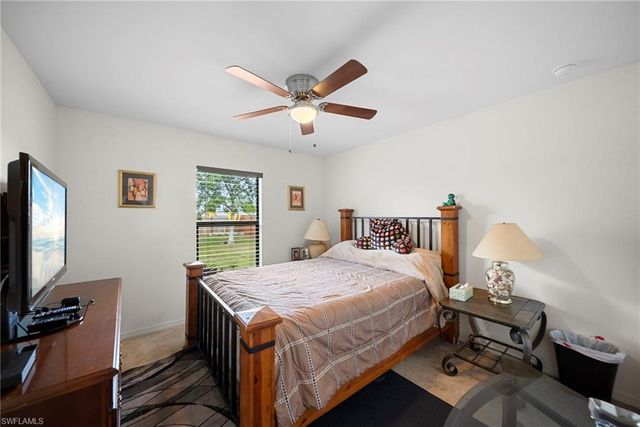 427 3rd ST, Cape Coral, FL 33993