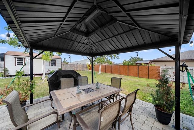 427 3rd ST, Cape Coral, FL 33993