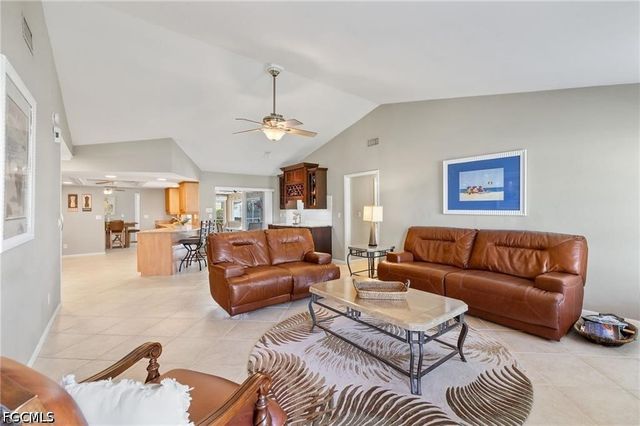 1704 Palaco Grande PKWY, Cape Coral, FL 33904