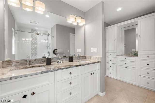 1704 Palaco Grande PKWY, Cape Coral, FL 33904