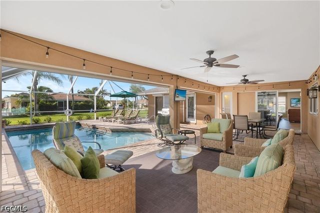 1704 Palaco Grande PKWY, Cape Coral, FL 33904