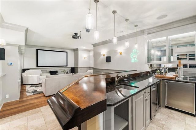 225 Founders Mill Court, Roswell, GA 30075
