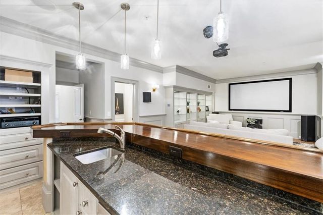 225 Founders Mill Court, Roswell, GA 30075
