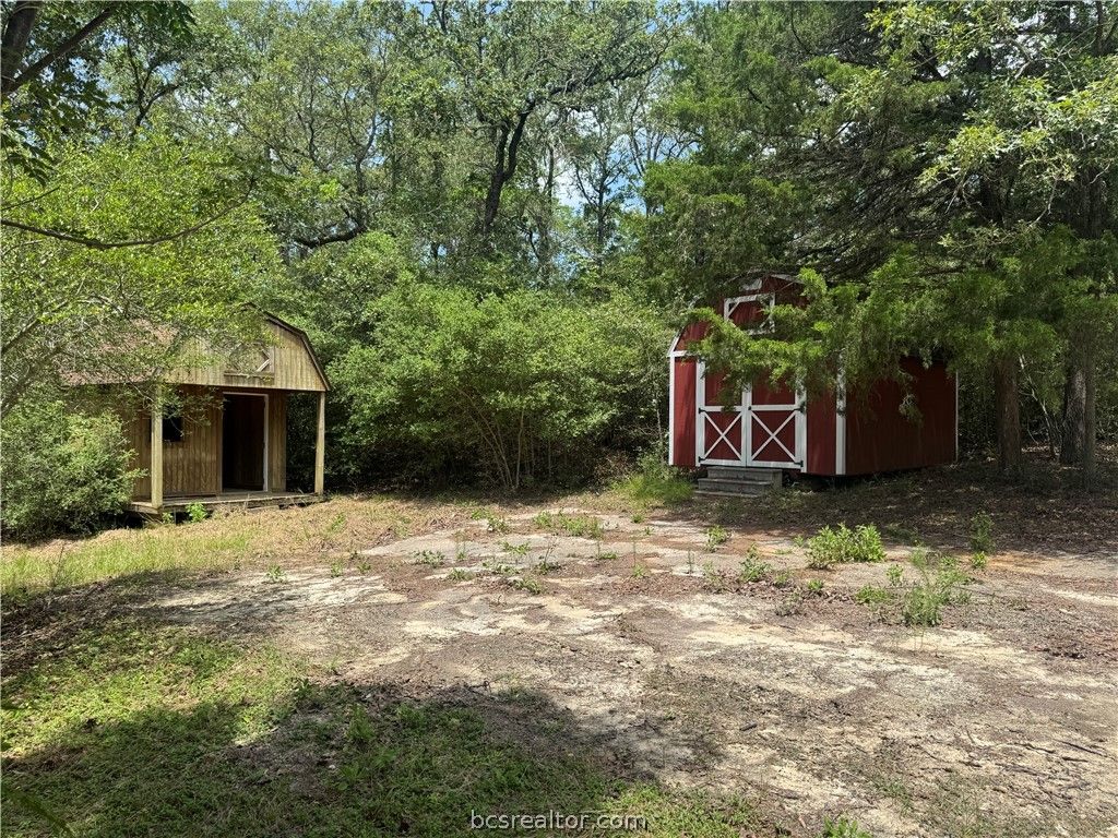 3518 Winding Road, Hearne, TX 77859 — photo 4