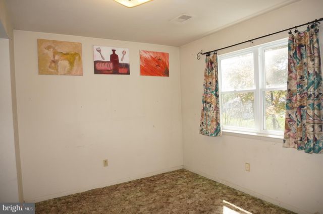 783 BLUE JAY RD, Harrisburg, PA 17111