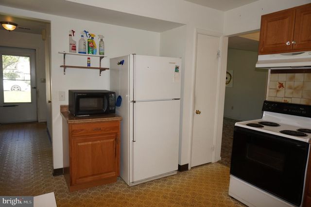 783 BLUE JAY RD, Harrisburg, PA 17111