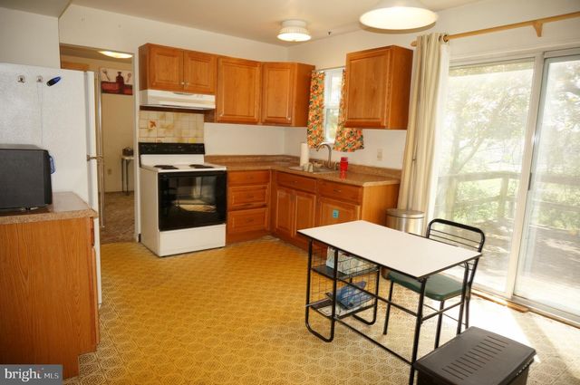 783 BLUE JAY RD, Harrisburg, PA 17111