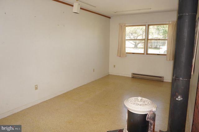 783 BLUE JAY RD, Harrisburg, PA 17111