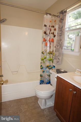 783 BLUE JAY RD, Harrisburg, PA 17111