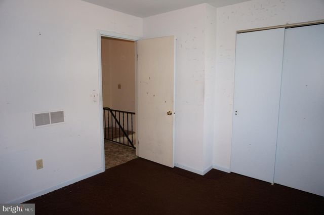 783 BLUE JAY RD, Harrisburg, PA 17111