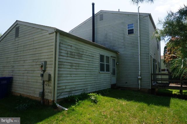 783 BLUE JAY RD, Harrisburg, PA 17111