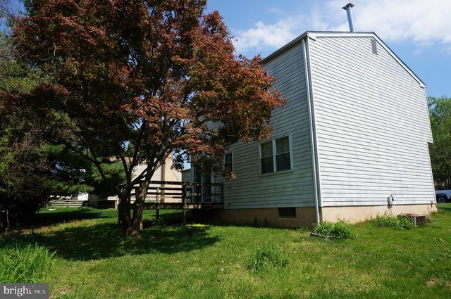783 BLUE JAY RD, Harrisburg, PA 17111